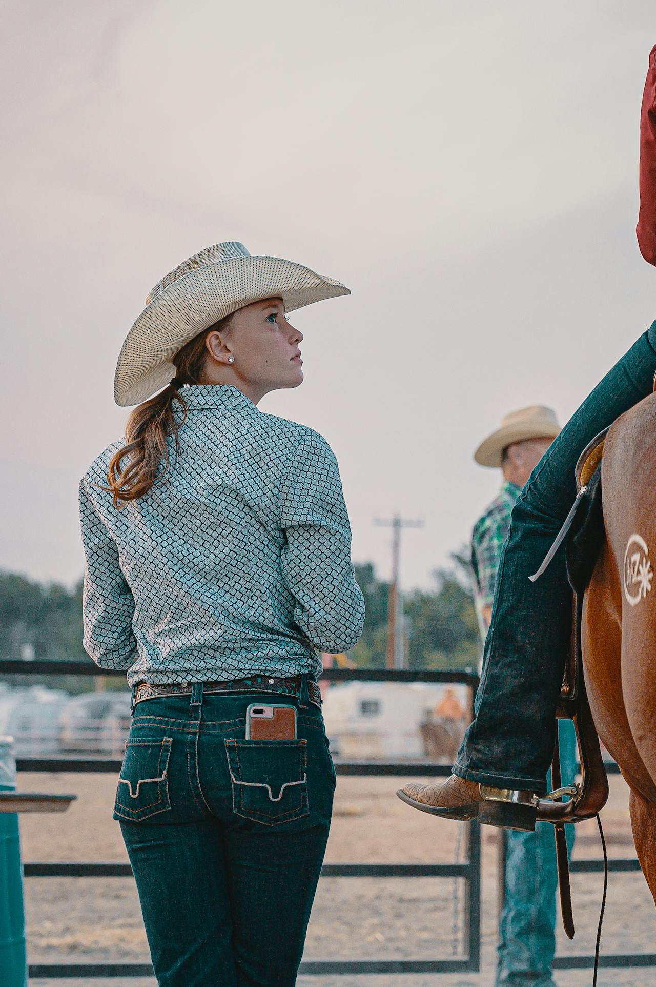 Cowboyhatte – fra det vilde vesten til dansk hverdagsstil